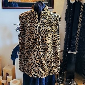 NWOT LEOPARD FAUX FUR VEST